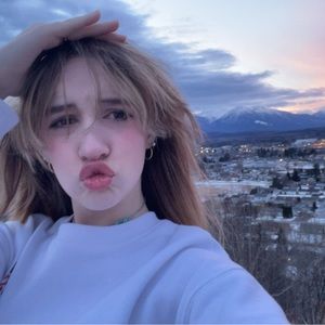 Meet your Posher, Hanna